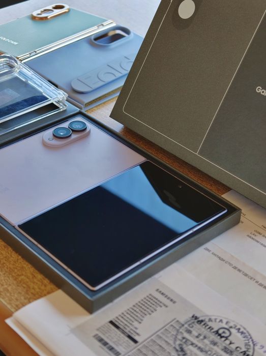 Нов ! Samsung Galaxy Z Fold 8 ,512GB, 12GB RAM , 5G  Lavender  Като Нов! Гаранция Технополис!!!