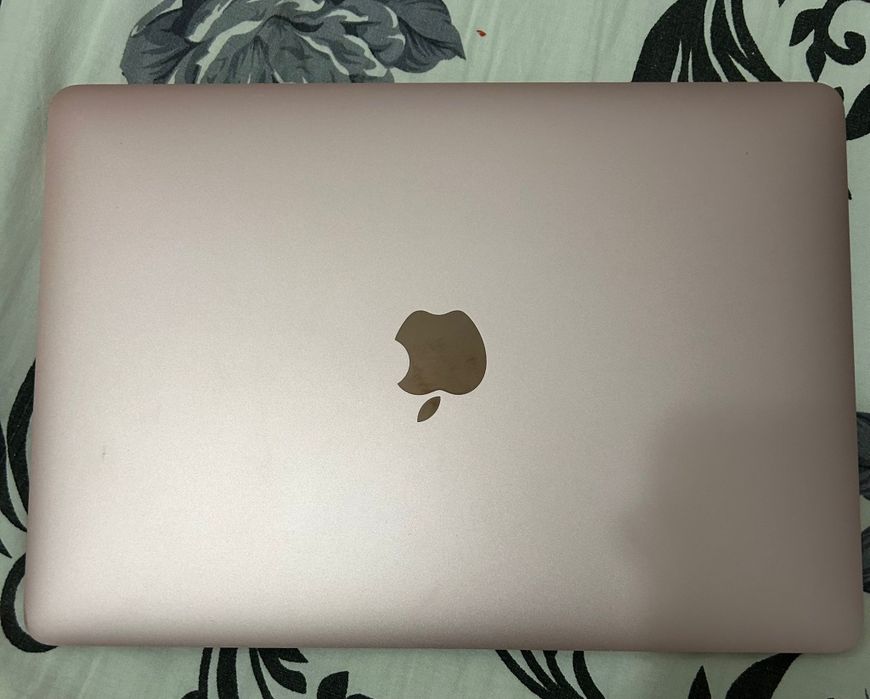 Macbook 12 inch, 2017, rose gold