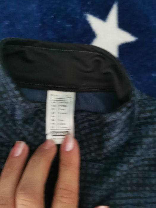 Vând un trening și o pereche de blugi + geaca piele