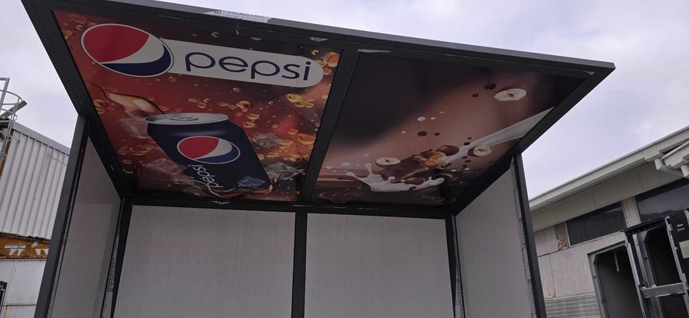 Кабинка за вендинг машини