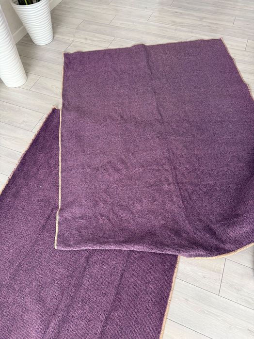 Продам 2 коврика (из ковролина)