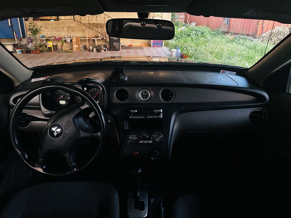 Продам машину Мitsubishi outlander 2004