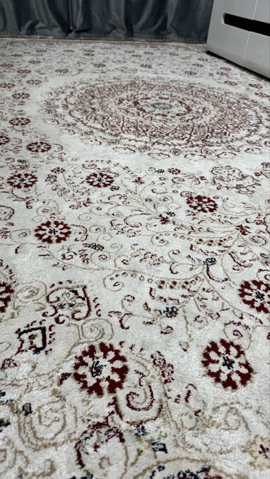 Продам ковер 2 на 3