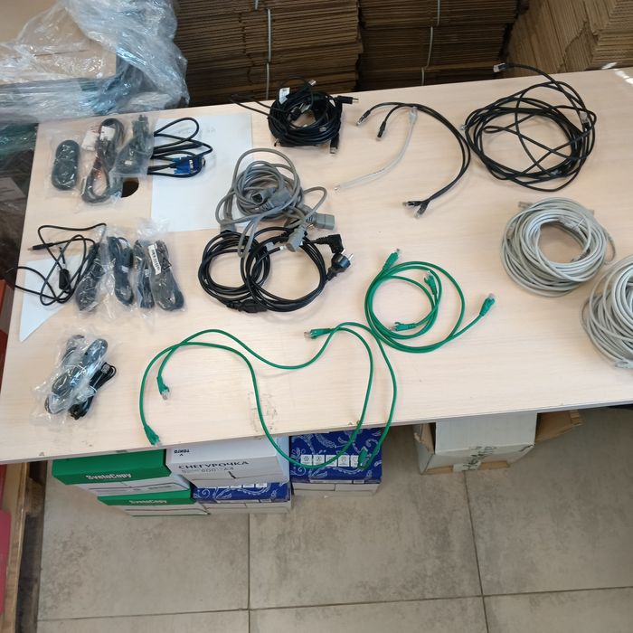 Шнуры для компьютерной техники