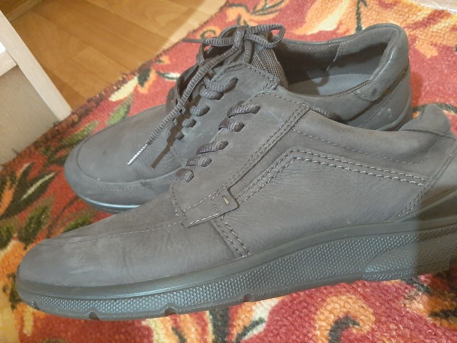 Продам  обув ь  в отл.сос