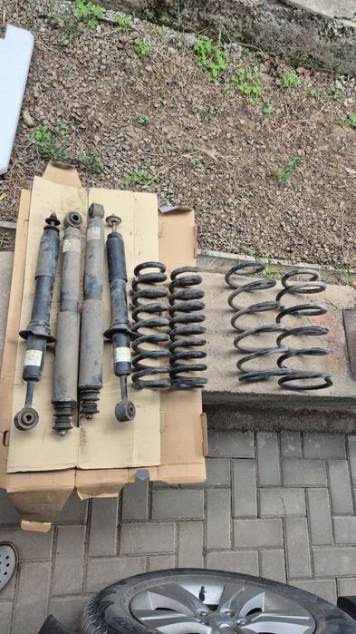 Амортизаторы, пружины Prado, 4runner, FJ cruiser