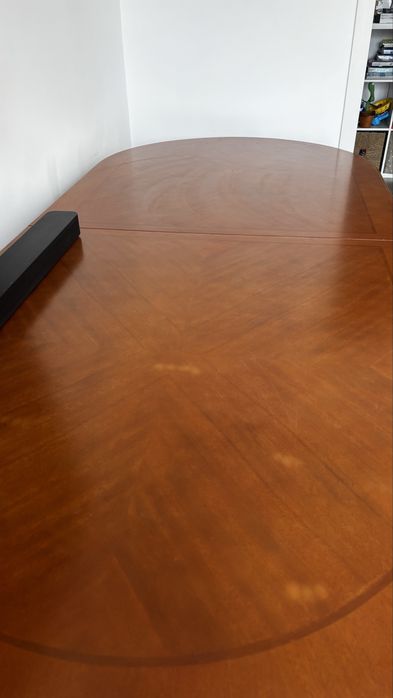 Стол для гостиной