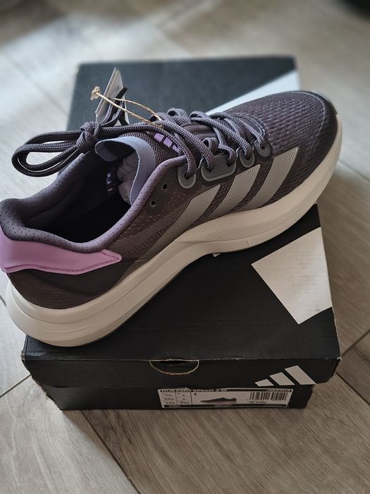 Маратонки Adidas 39,5