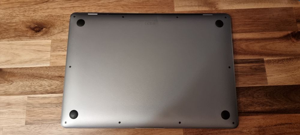 MacBook Air 13 2019 (display defect)