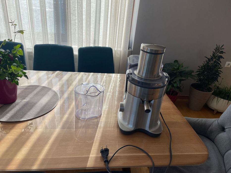 Сокоизстисквачка Kenwood JE 850 1500 W 1,5 л. за плозове и зеленчуци