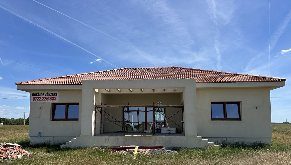 Casă semifinisată în Zimandcuz – spațiu generos și liniște aproape de Arad!