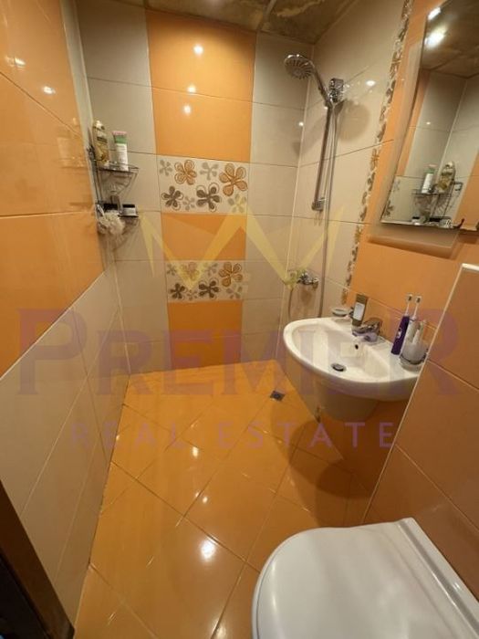 Продава се Тристаен апартамент в Варна, Трошево - 70 кв.м за 2572 €/кв.м - Снимка #5