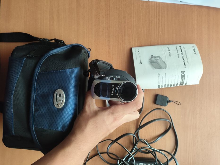 Sony Handycam DCR-HC38