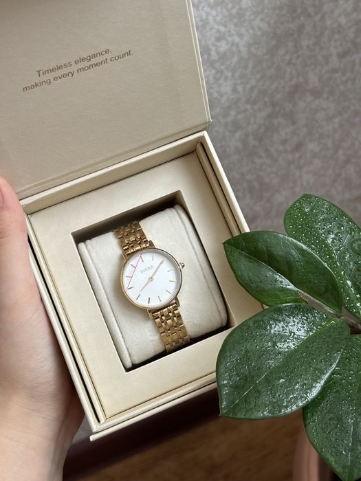 Новые Часы Burker Ruby Petite Gold White