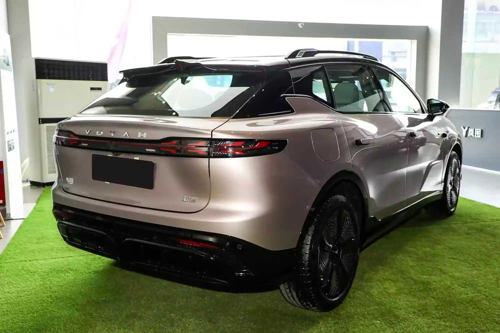 Dongfeng Voyah Courage 2024