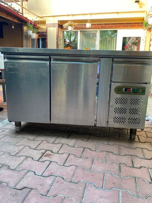 Masă rece refrigerare la 2 uși Green Frost GN2100TN de vânzare
