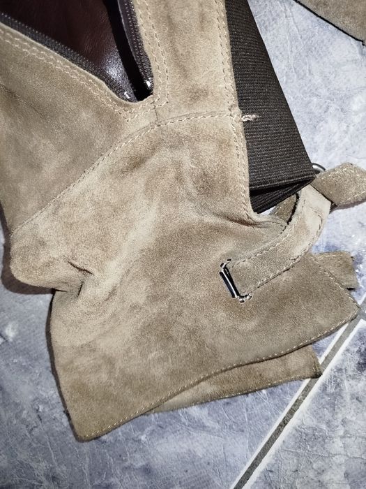 Cizme de piele întoarsă