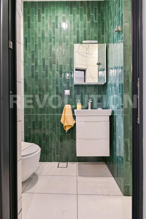 Продава се Тристаен апартамент в София, Център - 123 кв.м за 3171 €/кв.м - Снимка #16