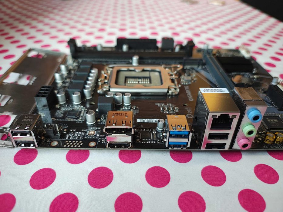 Placa de baza GIGABYTE H610M K V2, DDR 5 Socket 1700.