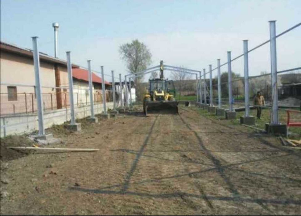 Vand hala completa sau structura metalica 20m x 35m