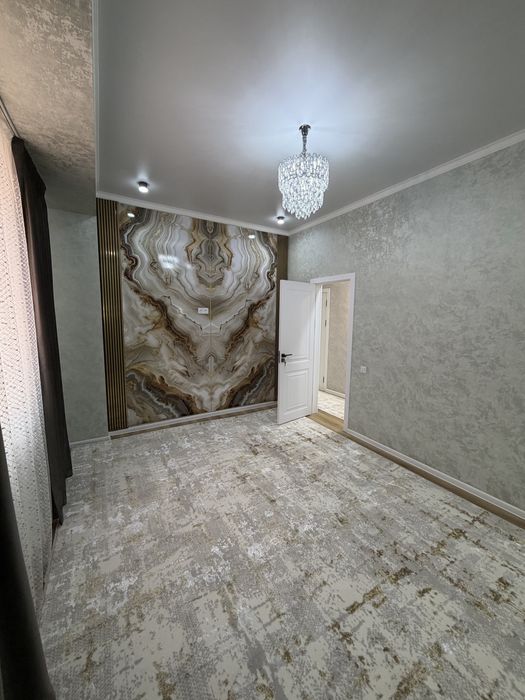 Продаётся квартира в сентре города бухаре зоо магазин