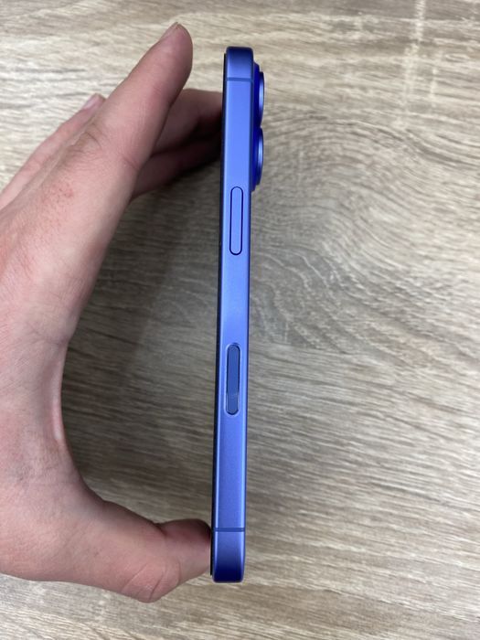 Продам Apple iphone 16 128 gb фиолетовый