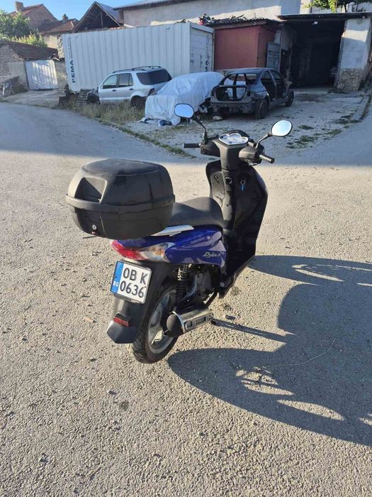 Honda  Dylan  125