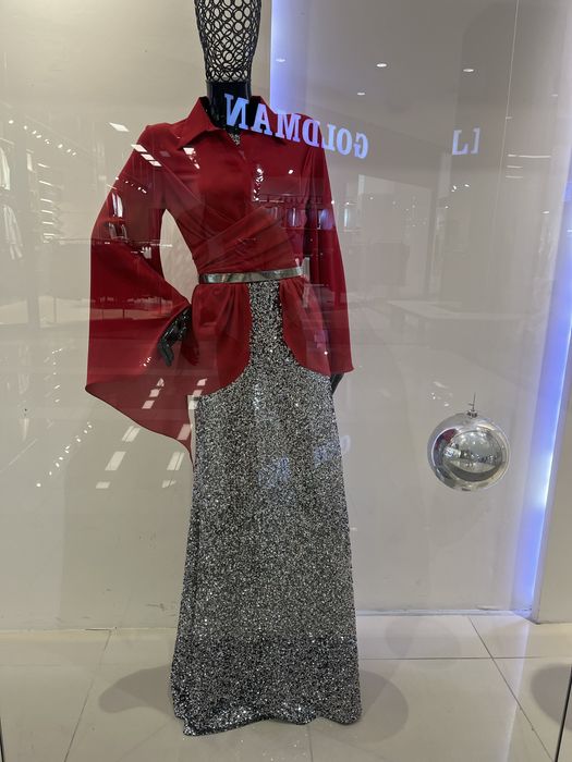 Красивое вечернее платье