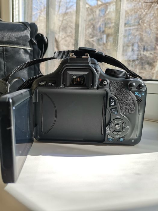 Зеркальный фотоаппарат