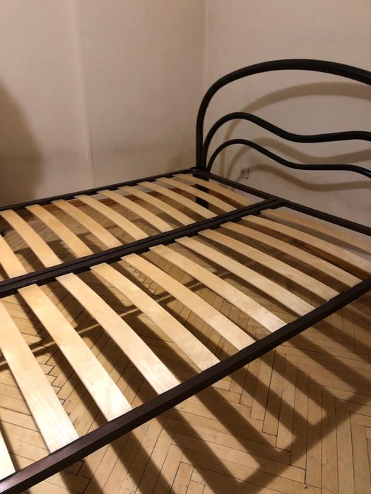 Продам кровать срочно