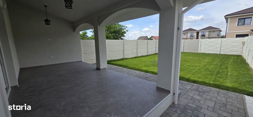 Duplex 5 Camere 3 bai 133 MP Teren 300mp Chisoda Giroc 255.000 euro