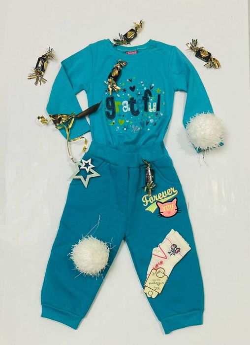 Нов ,топъл и мек комплект за момиченца