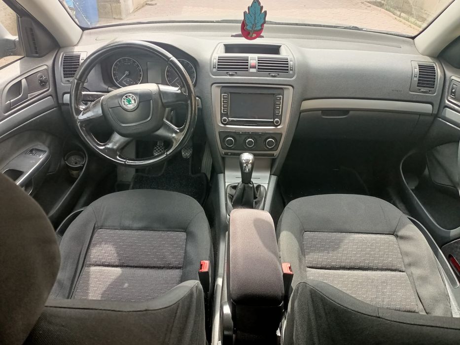 Skoda Octavia 2 Facelift 1.6 TDI 2012- consum mic, întreținută