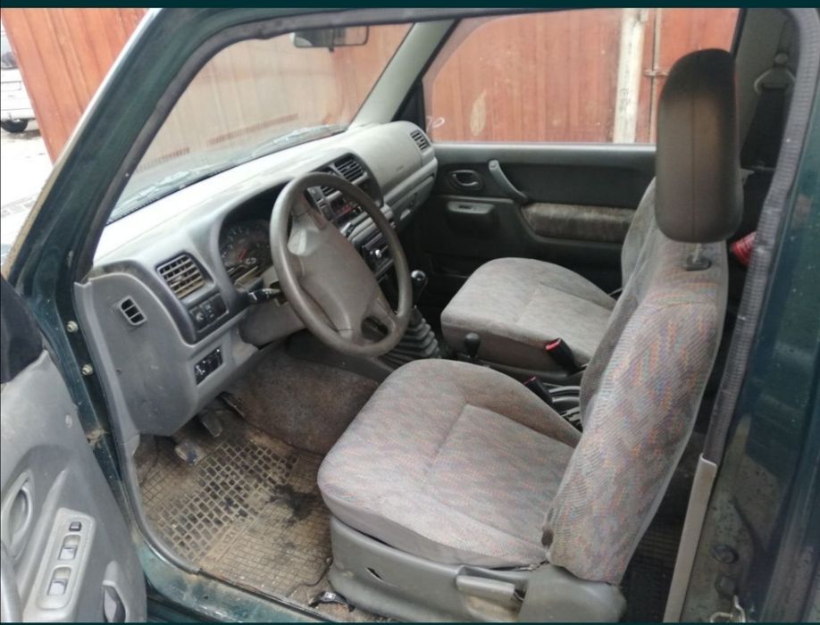 Fuzeta stanga fata suzuki jimny 1.3i