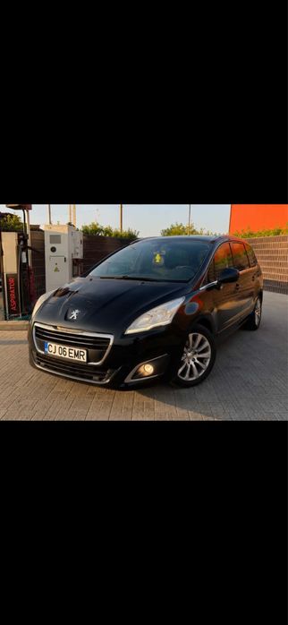 Peugoet 5008 an 2015