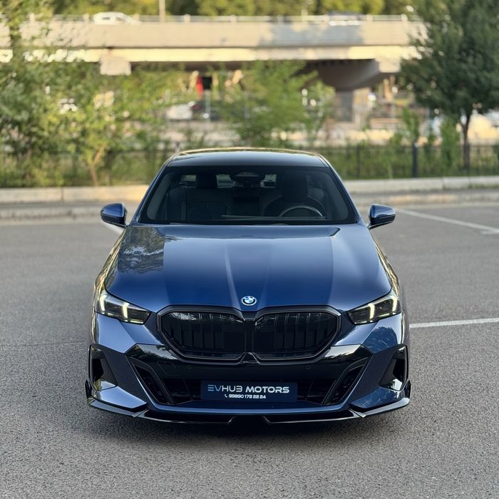 BMW 550e Почти новый
