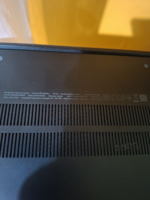 Продавам лаптоп HP