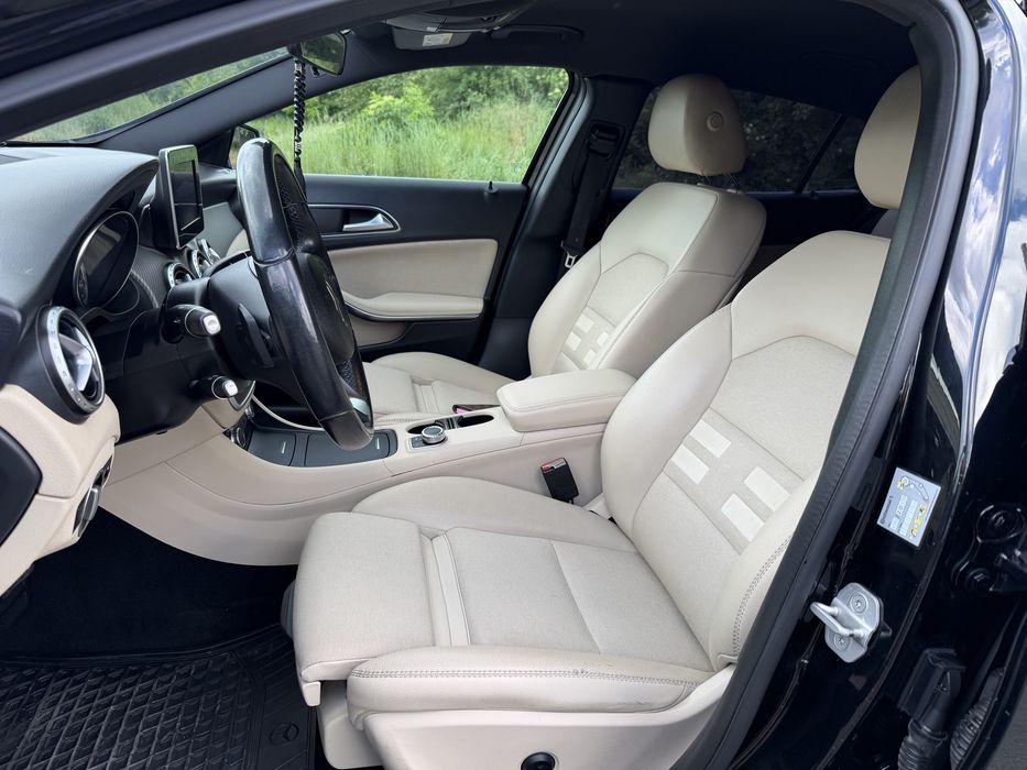 Mercedes GLA 180