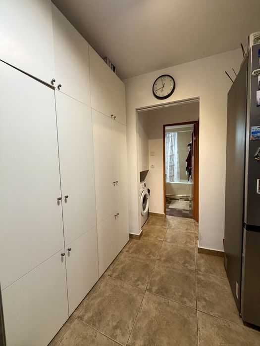 Vand apartament 2 camere, etaj 3/4, decomandat, Zona Soarelui( aproape de Spitalul Judetean, Carrefour)