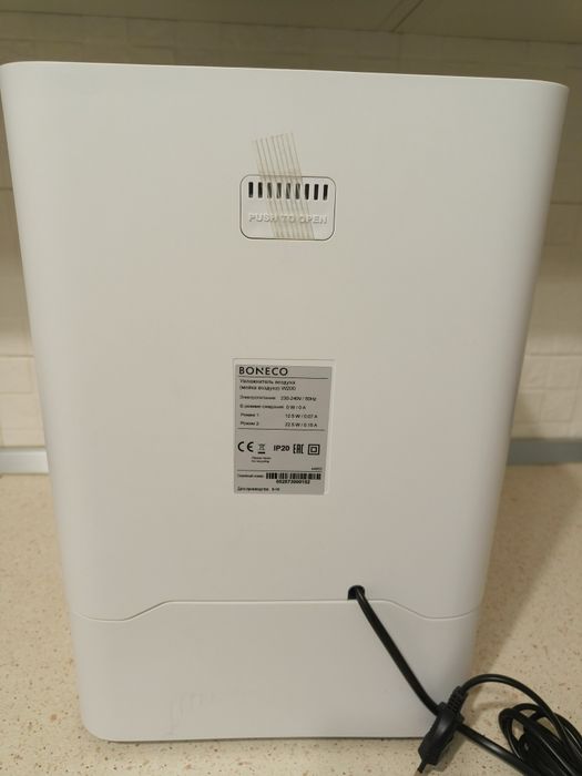 Продам увлажнитель и очиститель воздуха Boneco W200