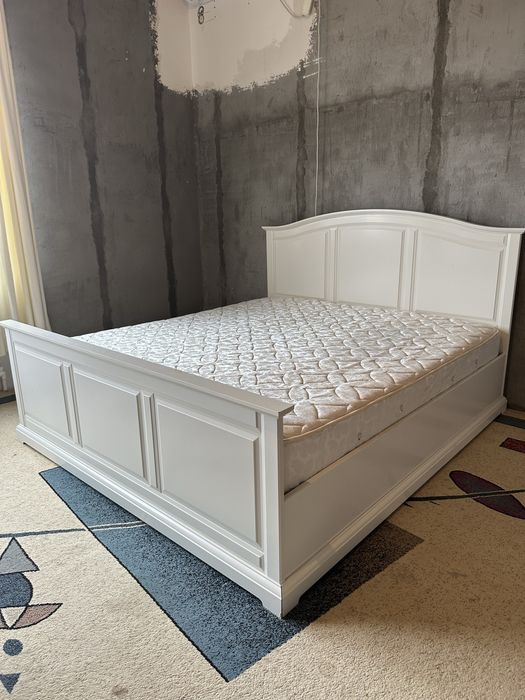 Срочно продается кровать Икеа!