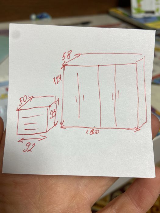 Продам стенку / шкаф и комод