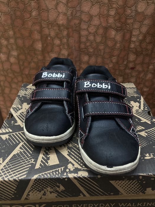 Кроссовки детские