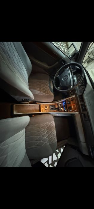 Mercedes 230llll