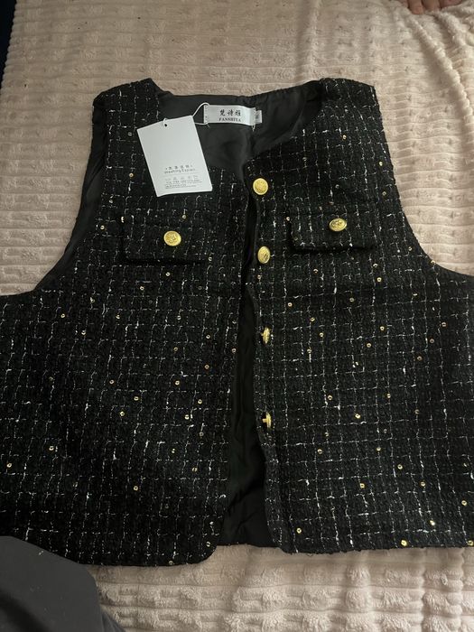 Желетка новый размер 48