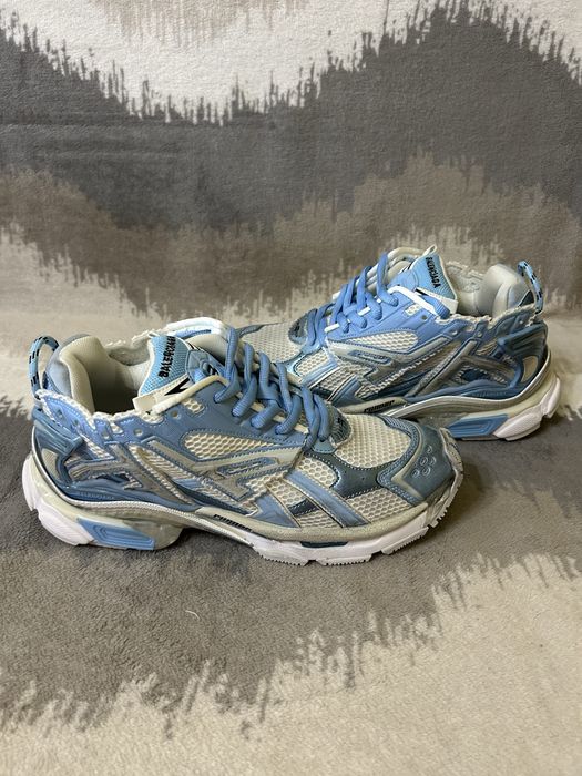 Balenciaga Runner Baby Blue size 43