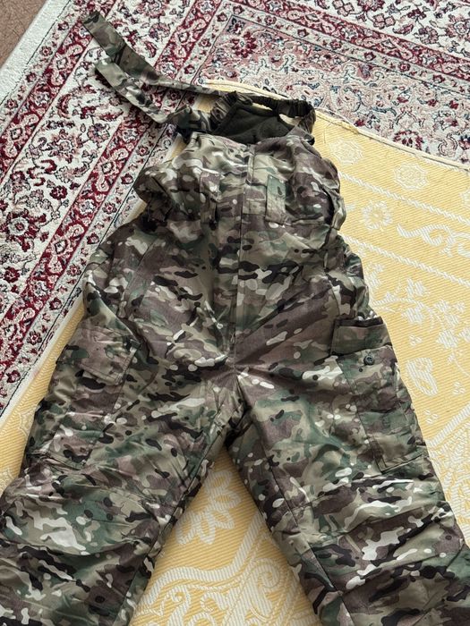 Военная форма, зимний комплект одежды.