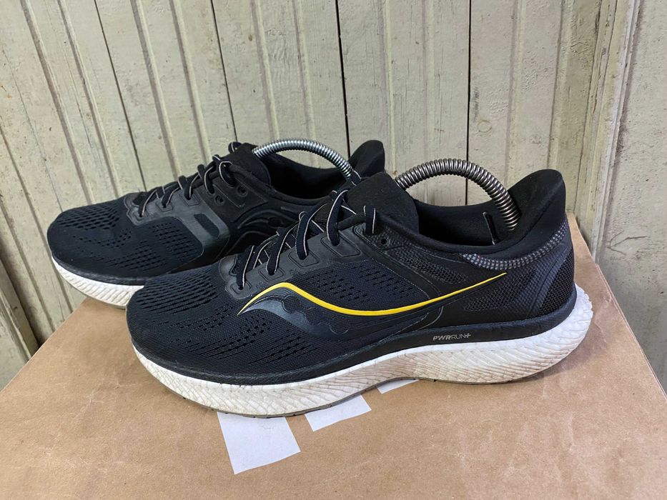 ''Saucony Hurricane 23''оригинални маратонки 44 номер