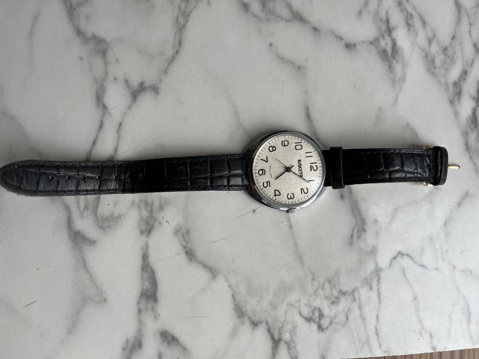 Vand ceasuri in stare foarte bună