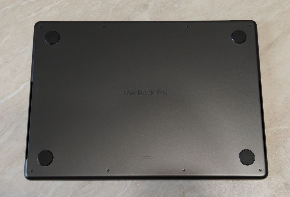 MacBook Pro 14 M5 16/1TB 6 циклов